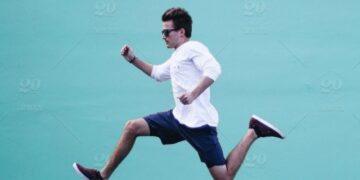 শীতে ব্যায়াম করুন ঘরে বসে