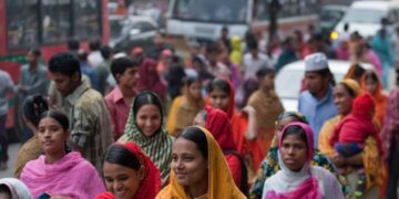 মানুষকে মাস্ক পরাতে বাধ্য করতে হবে