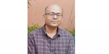 করোনা আক্রান্ত হয়ে মারা গেছেন ডা. লুৎফর কাদের