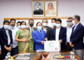 স্বাস্থ্য অধিদপ্তরকে ৫০ লাখ অ্যালকোহল প্যাড দেবে রেড ক্রিসেন্ট