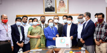 স্বাস্থ্য অধিদপ্তরকে ৫০ লাখ অ্যালকোহল প্যাড দেবে রেড ক্রিসেন্ট