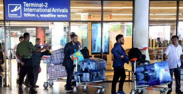 বিদেশ থেকে এলেই নিজ খরচে ১৪ দিনের কোয়ারেন্টিন