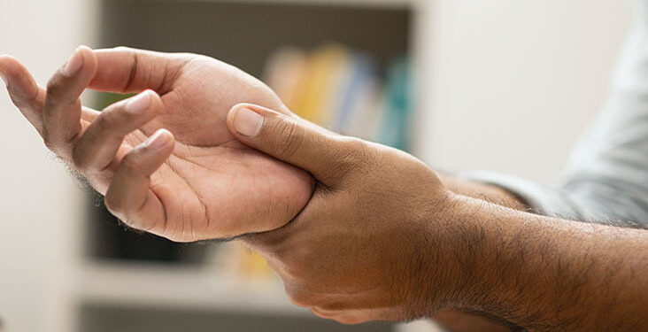 হাত ও পা অবশ হয়ে যাওয়া যেসব রোগের লক্ষণ