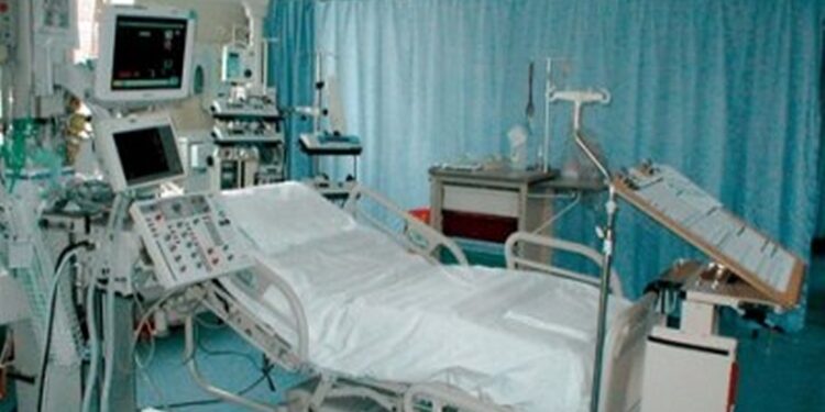 রাজধানীর কোন হাসপাতালে আইসিইউ বেড খালি নেই