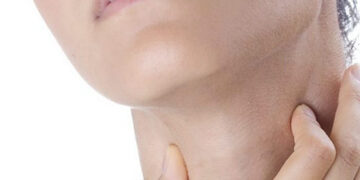 ভোকাল কর্ড  সমস্যায় গলার স্বর বসে যায়