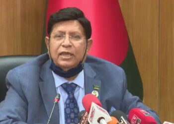 করোনা টিকার প্রযুক্তি সব দেশের জন্য উন্মুক্ত করা উচিত: পররাষ্ট্রমন্ত্রী