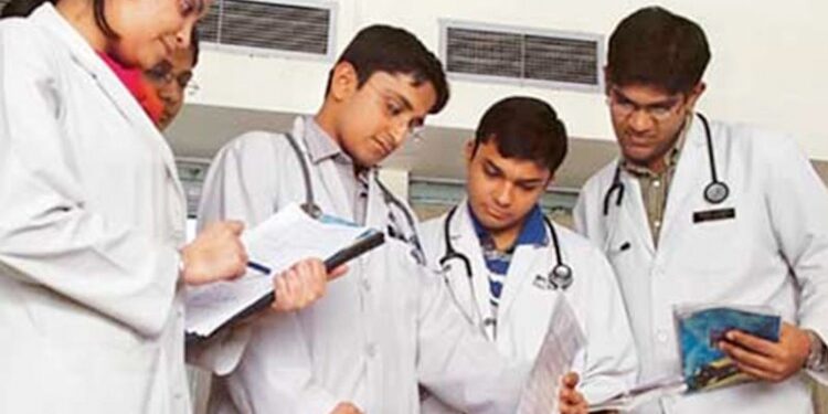 চবির ফাইনাল প্রফের ফল প্রকাশ, অনার্স মার্ক পেয়েছে ৩১ জন