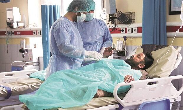করোনায় আক্রান্ত ২৯৮৭ চিকিৎসক