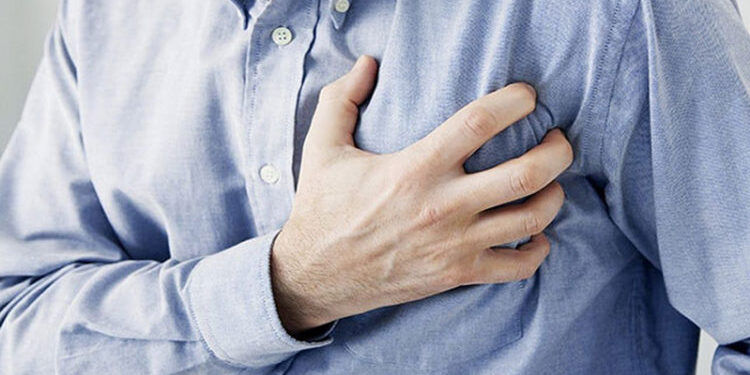 সামাজিক যোগাযোগ মাধ্যমের আসক্তি হৃদরোগের ঝুঁকি বাড়াচ্ছে