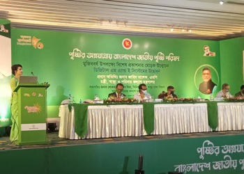 আরও এক কোটি মানুষকে দ্রুত ভ্যাকসিন দেওয়া হবে: স্বাস্থ্যমন্ত্রী