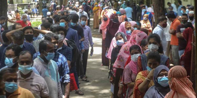 চট্টগ্রামে গণটিকা কার্যক্রম শুরু