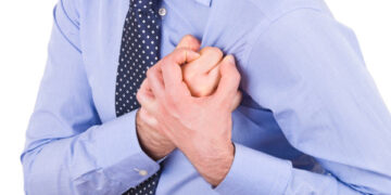 প্যানিক অ্যাটাক নাকি হার্ট অ্যাটাক?