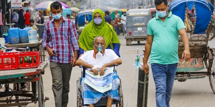 ২৪ ঘণ্টায় করোনায় আক্রান্ত ১০৮৮৮ জন,মৃত্যু ৪ জন