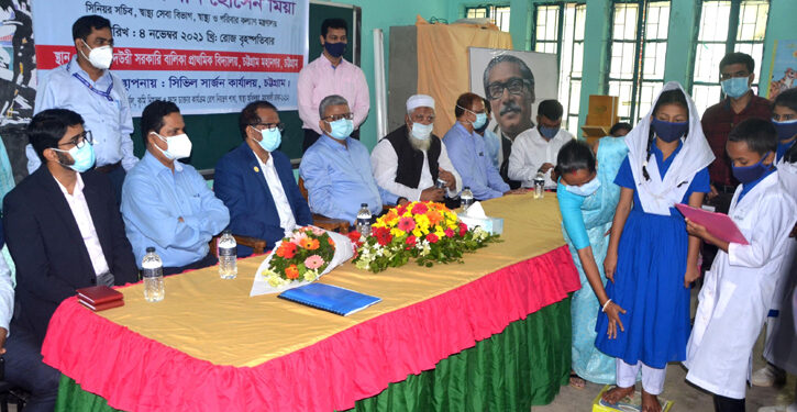 স্বাস্থ্যবিধি মানার পাশাপাশি মাস্ক পরার কোনো বিকল্প নেই: স্বাস্থ্য সচিব