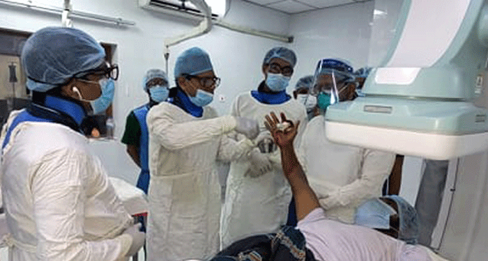 নতুন পদ্ধতিতে শজিমেক হাসপাতালে হার্টের রোগীদের সফল এনজিওগ্রাম