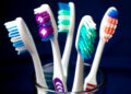 সঠিক সময়ে টুথব্রাশ না বদলালে হতে পারে নানা বিপদ !