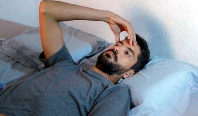 রাতে বারবার ঘুম ভাঙলে বিপদ !