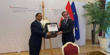 বাংলাদেশকে অ্যাস্ট্রাজেনেকার সাড়ে ৯ লাখ টিকা দিচ্ছে অস্ট্রিয়া