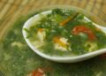 ভিন্ন স্বাদের পুষ্টিকর পালং শাকের স্যুপ
