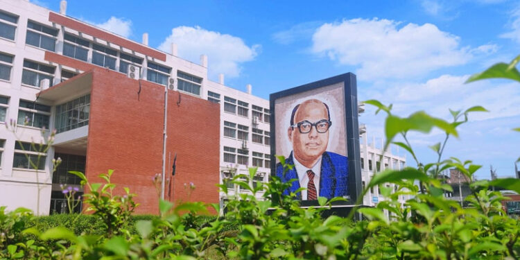 সৈয়দ নজরুল মেডিকেলে চিকিৎসকদের ওপর হামলা