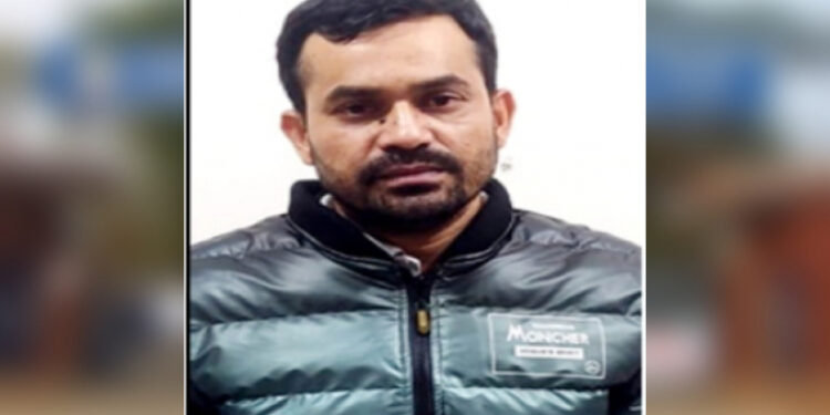 এইচএসসি পাস করেই এমবিবিএস ডাক্তার, হাসপাতালেই চেম্বার