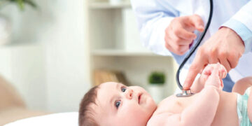 শিশুর বুকে ব্যথা কি হৃদরোগের লক্ষণ?