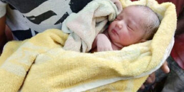 মা থেকে শিশুর দেহে এইডস সংক্রমণ, জানেন না ২৮.৫ শতাংশ নারী