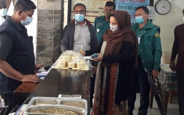 স্বাস্থ্যবিধি উপেক্ষায় জিইসি মোড়ের ৬ রেস্টুরেন্টকে জরিমানা