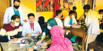 চট্টগ্রাম ফিল্ড হাসপাতাল ফাউন্ডেশনের স্বাস্থ্য ক্যাম্প অনুষ্ঠিত