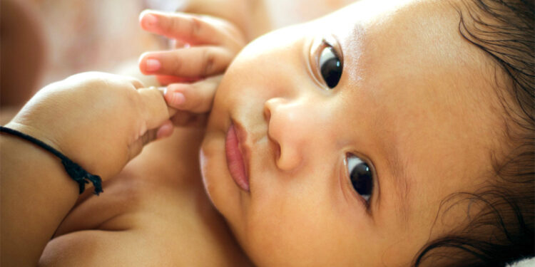 বিশ্ব শিশু ক্যান্সার দিবস : দিন দিন বাড়ছে ক্যান্সার আক্রান্ত শিশুর সংখ্যা