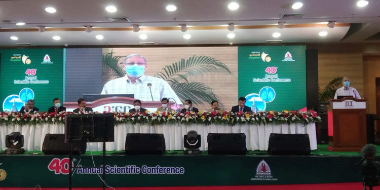 দেশে এক-তৃতীয়াংশ রোগীই ফুসফুস রোগে আক্রান্ত,অ্যাজমায় ৭০ লাখ মানুষ