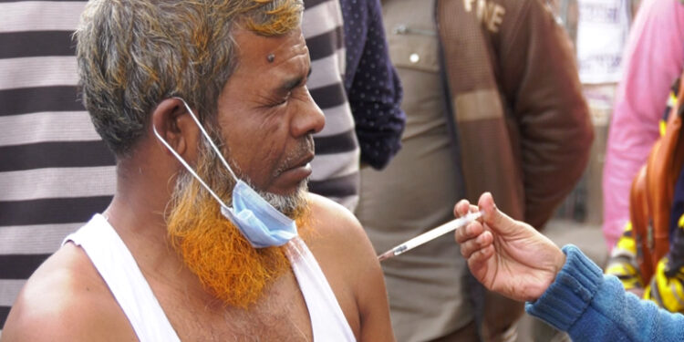 বুস্টার ডোজ পেলেন ৫৮ লাখ ১৩ হাজার জন