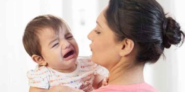 শিশুর মলের সঙ্গে রক্ত গেলে কী করবেন?