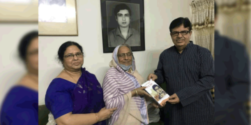 শহীদ ডা. মিলনকে নিয়ে অধ্যাপক কামরুল হাসানের বই