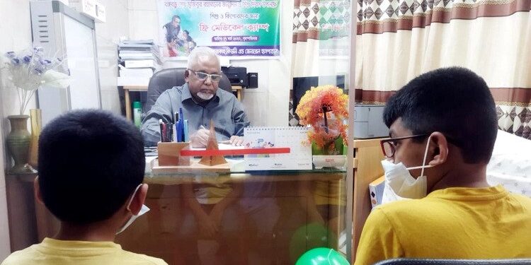 ইনসাফ বারাকা হাসপাতালে মাসে ২০০০ রোগীর বিনামূল্যে চিকিৎসা সম্পন্ন