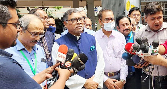 ‘শুধু করোনা নয়, সব রোগের টিকা দেশে উৎপাদন হবে’: স্বাস্থ্যমন্ত্রী