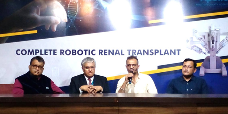 রোবট দিয়ে কিডনি প্রতিস্থাপন, পশ্চিমবঙ্গের অ্যাপোলো হাসপাতালে বিস্ময়কর সাফল্য
