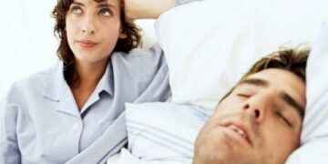 ঘুমের মধ্যে কথা বলার কারণ ও প্রতিকার জেনে নিন