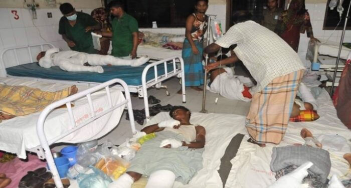 সীতাকুণ্ডে আগুন: এত লোকের চোখ আক্রান্ত হলো কীভাবে