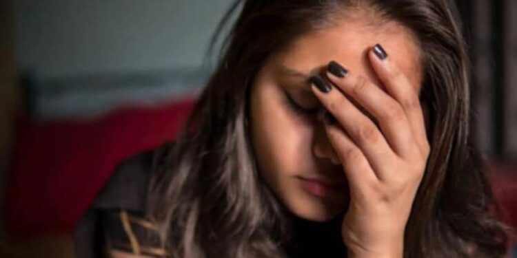 বিভিন্ন কারণে হরমোন ভারসাম্যহীন হয়