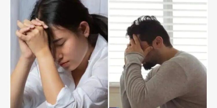 অবসাদে ভুগছেন বুঝবেন কীভাবে?