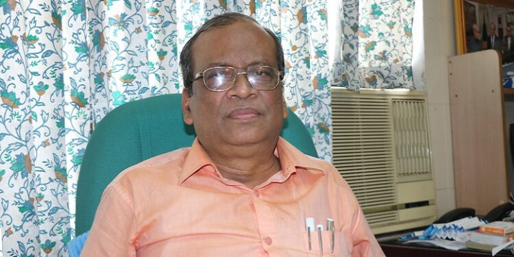 হিট স্ট্রোক থেকে বাঁচতে অধ্যাপক ডা. এবিএম আব্দুল্লাহর পরামর্শ