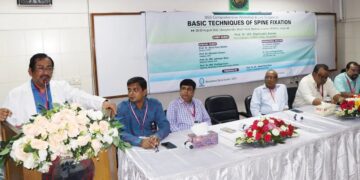 বিএসএমএমইউ’তে স্পাইন প্রতিস্থাপনের দু’দিনব্যাপী প্রশিক্ষণ কর্মশালা অনুষ্ঠিত