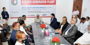 হলি ফ্যামিলি হাসপাতালে মিনিটে ৭৫০ লিটার অক্সিজেন উৎপাদন ও সরবরাহ