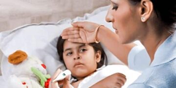 এই সময়ে শিশুর ভাইরাল জ্বরে করণীয়-