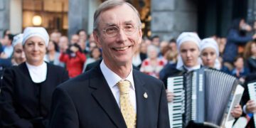 চিকিৎসায় নোবেল পুরস্কার পেলেন সুইডিশ বিজ্ঞানী সভান্তে প্যাবো