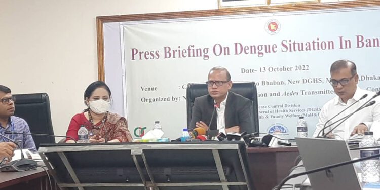 রোগীর দেহে ডেঙ্গুর একাধিক সেল টাইপ থাকলে বিপজ্জনক : আইইডিসিআর পরিচালক