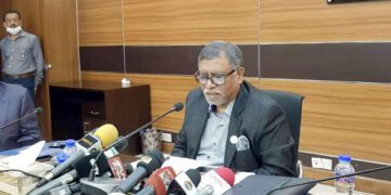 ৩০ মার্চ থেকে সরকারি চিকিৎসকদের ‘প্রাতিষ্ঠানিক প্র্যাকটিস’ শুরু