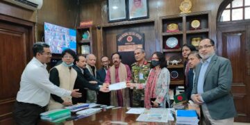 ঢামেক রোগী কল্যাণ সমিতিকে ৫ লাখ টাকা অনুদান দিল ইডিসিএল