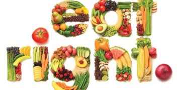 প্রতিদিন ফল খেতে গিয়ে এই ভুল করছেন না তো?